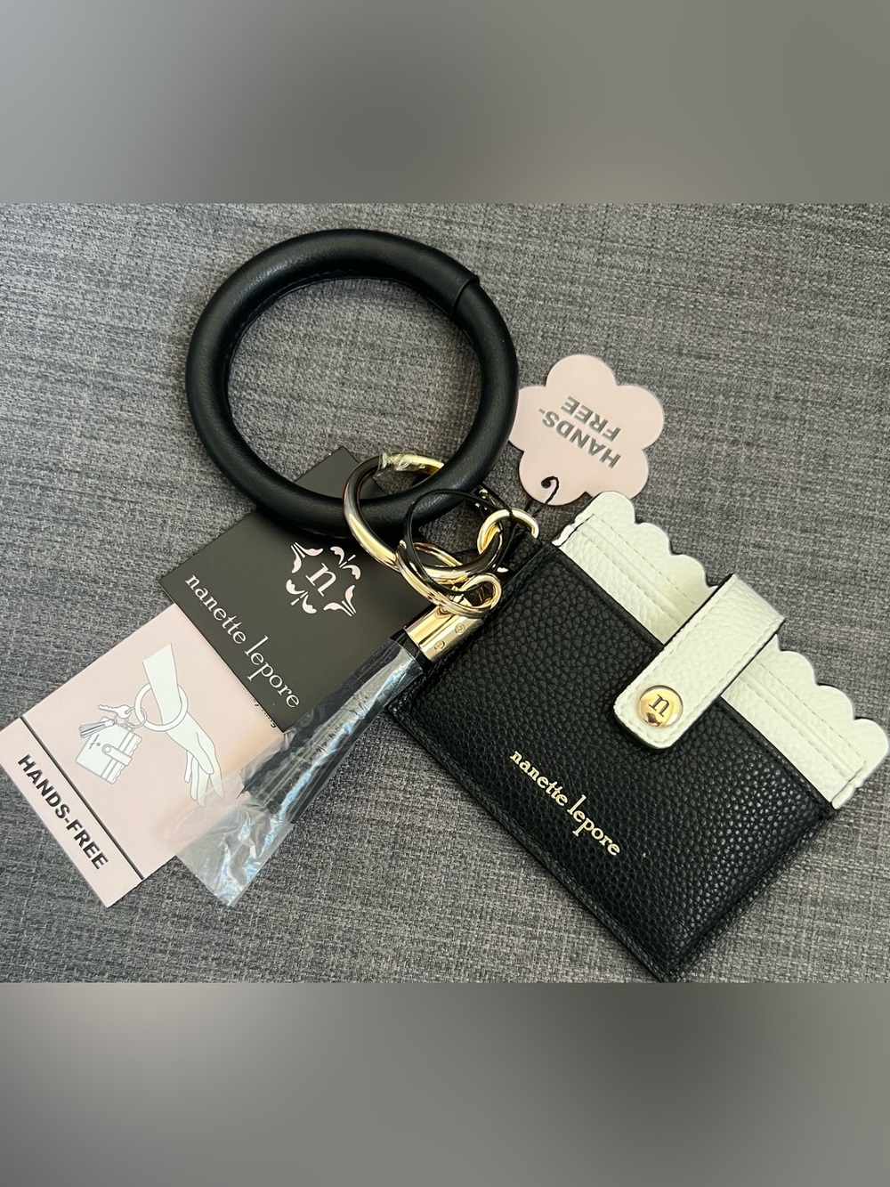 NWT NANETTE LEPORE CARD CASE CARDHOLDER SMALL WALLET WITH KEY RING & BRACELET